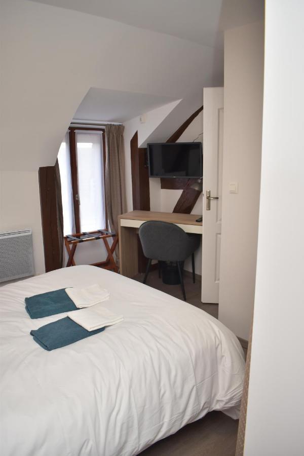 Auberge Saint Fergeux Gionges ภายนอก รูปภาพ