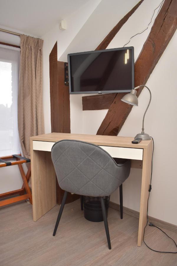 Auberge Saint Fergeux Gionges ภายนอก รูปภาพ