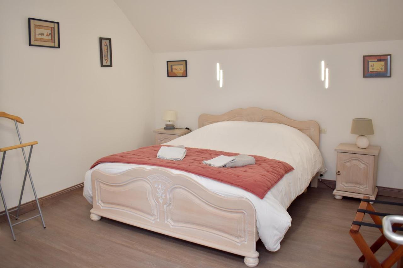 Auberge Saint Fergeux Gionges ภายนอก รูปภาพ