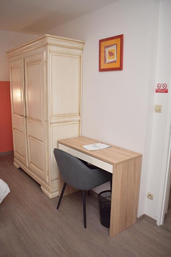 Auberge Saint Fergeux Gionges ภายนอก รูปภาพ