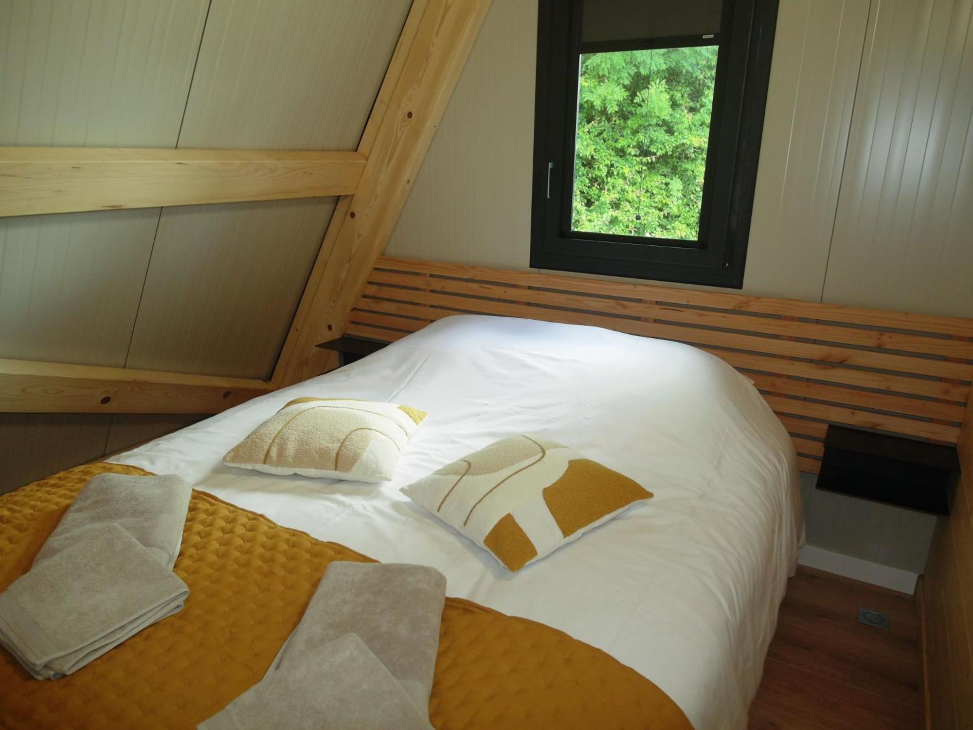 Auberge Saint Fergeux Gionges ภายนอก รูปภาพ